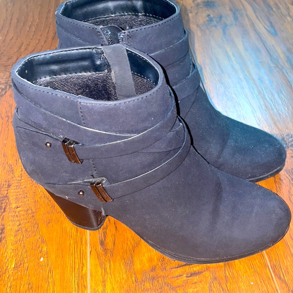 Black boots